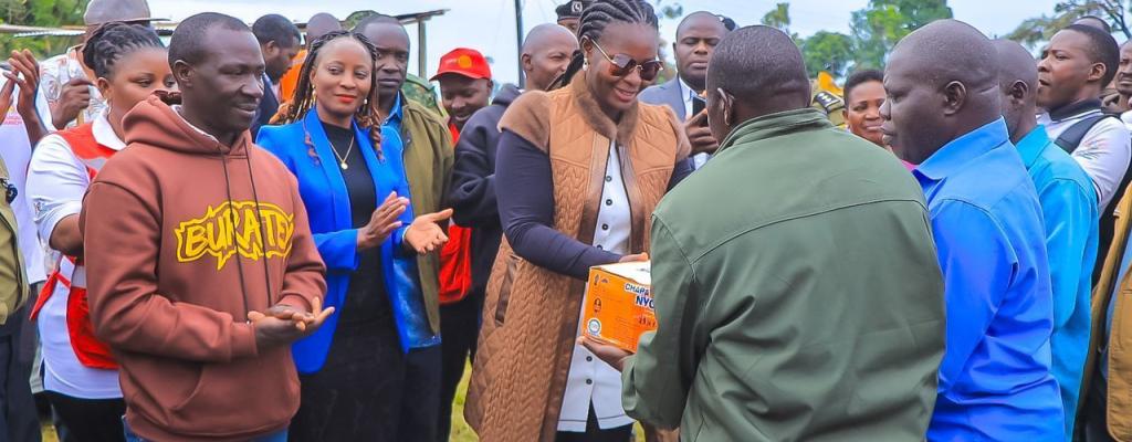 HON LILIAN ABER'S VISIT TO KALANGALA  AFTER A CYCLONE THAT LEFT THOUSANDS OF PROPERTIES AND LIVES LOST
